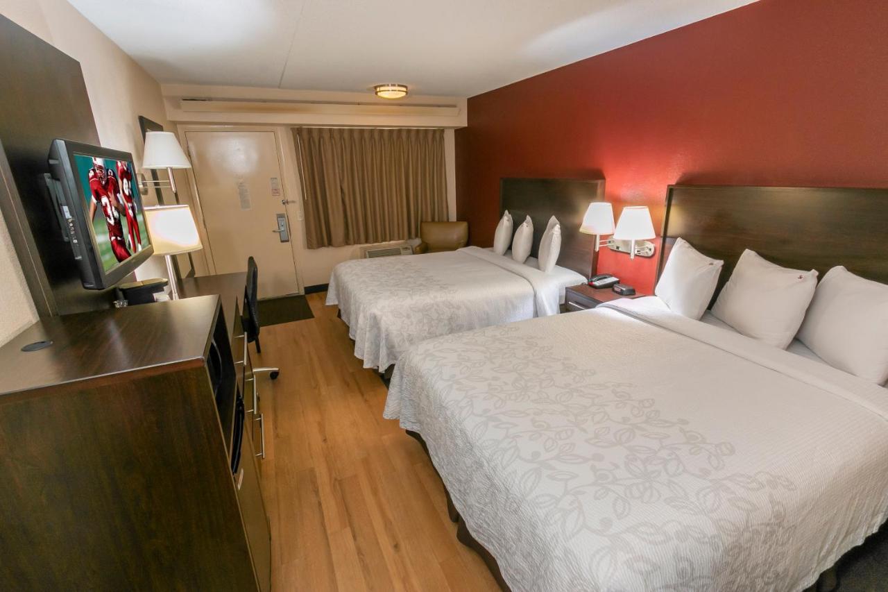 Red Roof Inn Plus+ סטייטסוויל מראה חיצוני תמונה