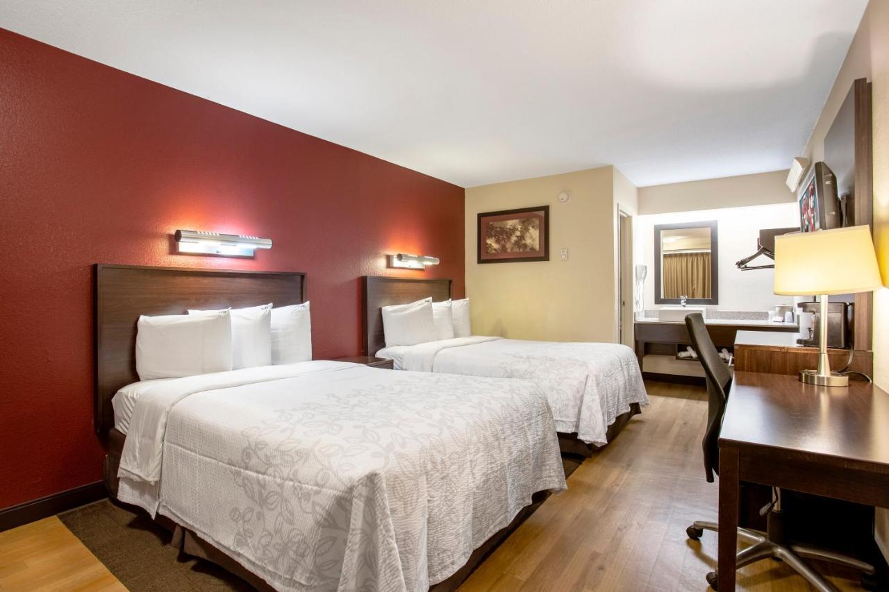 Red Roof Inn Plus+ סטייטסוויל מראה חיצוני תמונה