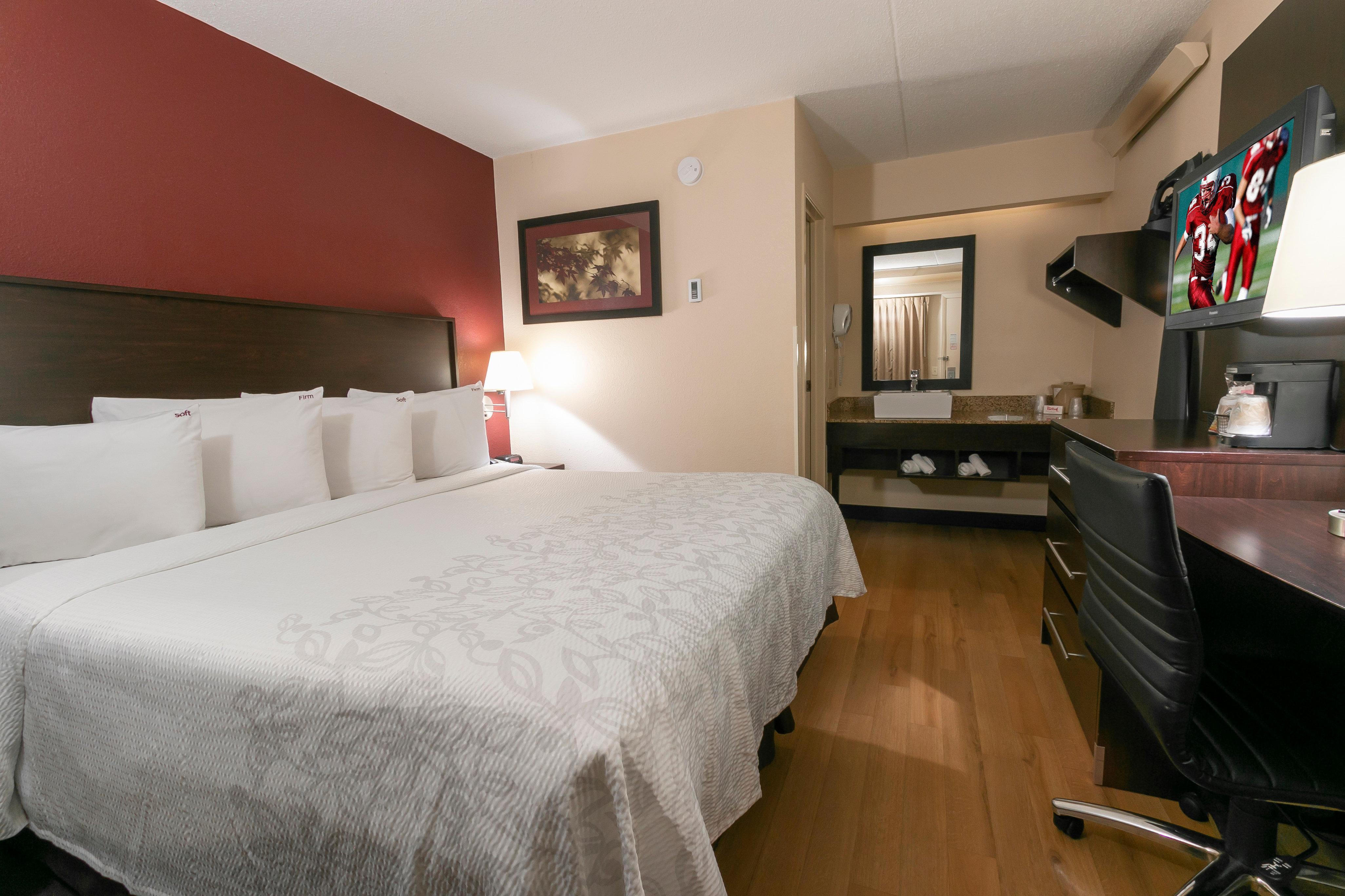 Red Roof Inn Plus+ סטייטסוויל מראה חיצוני תמונה