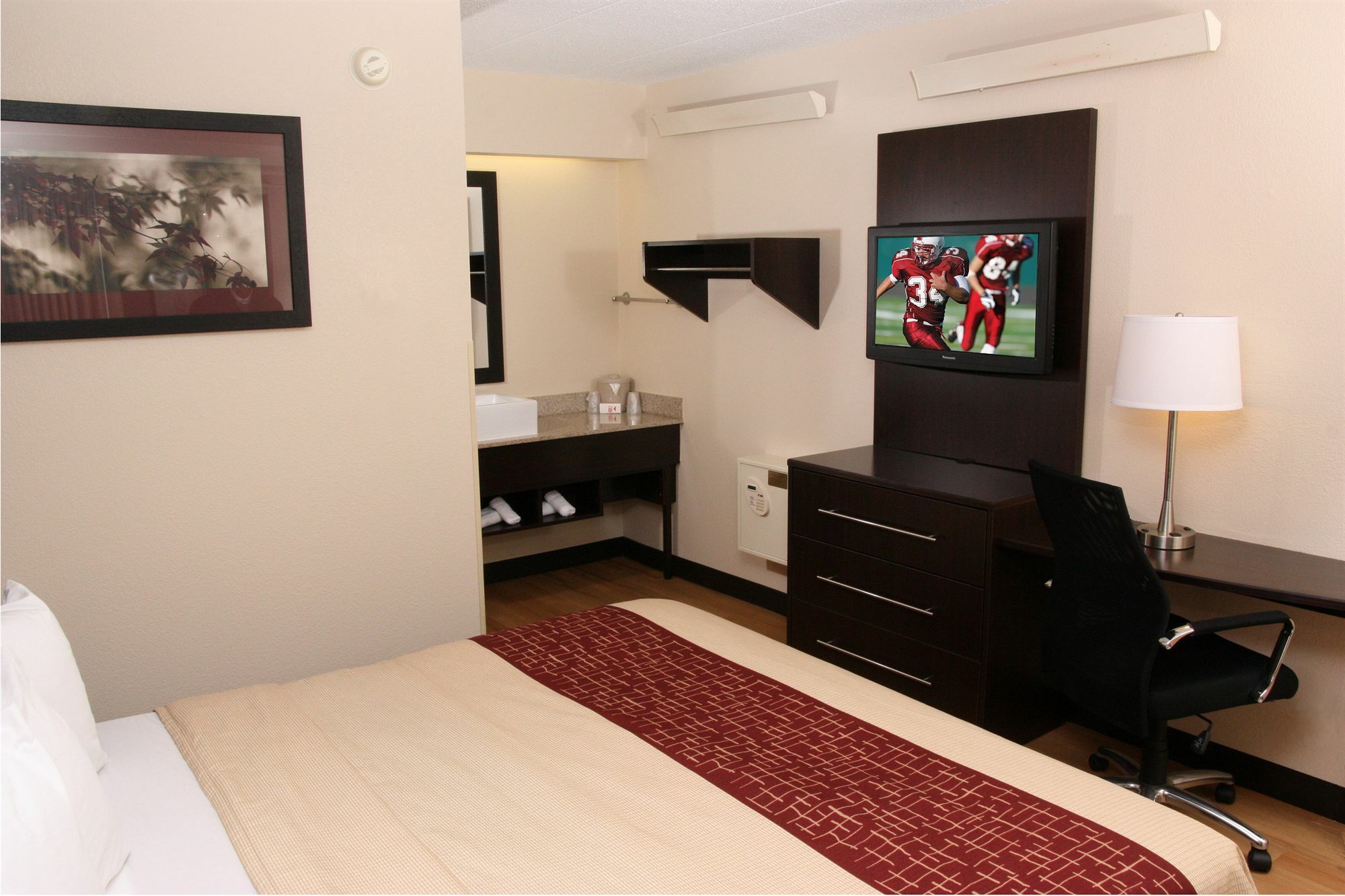 Red Roof Inn Plus+ סטייטסוויל מראה חיצוני תמונה
