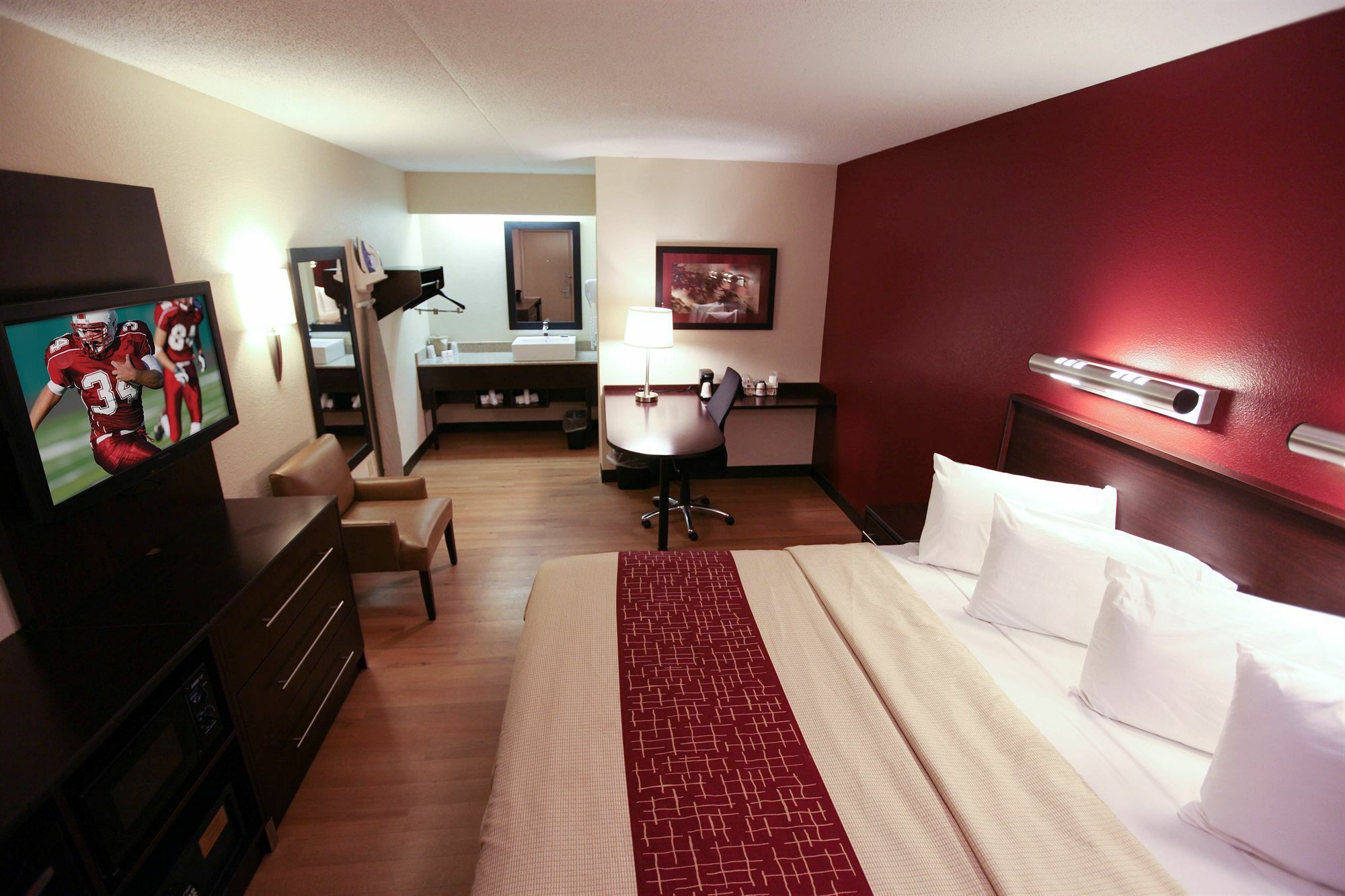 Red Roof Inn Plus+ סטייטסוויל מראה חיצוני תמונה